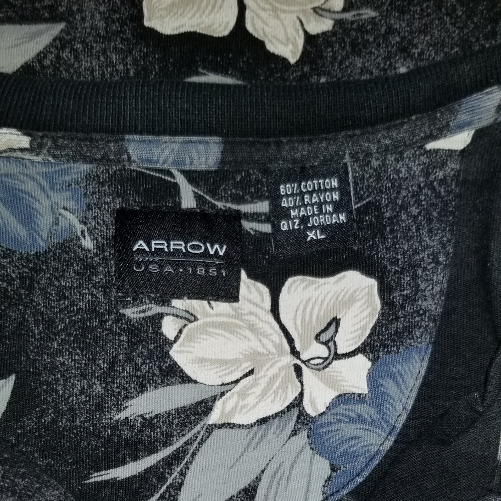 Arrow Short Sleeve  Shirt - Picture 5 of 5